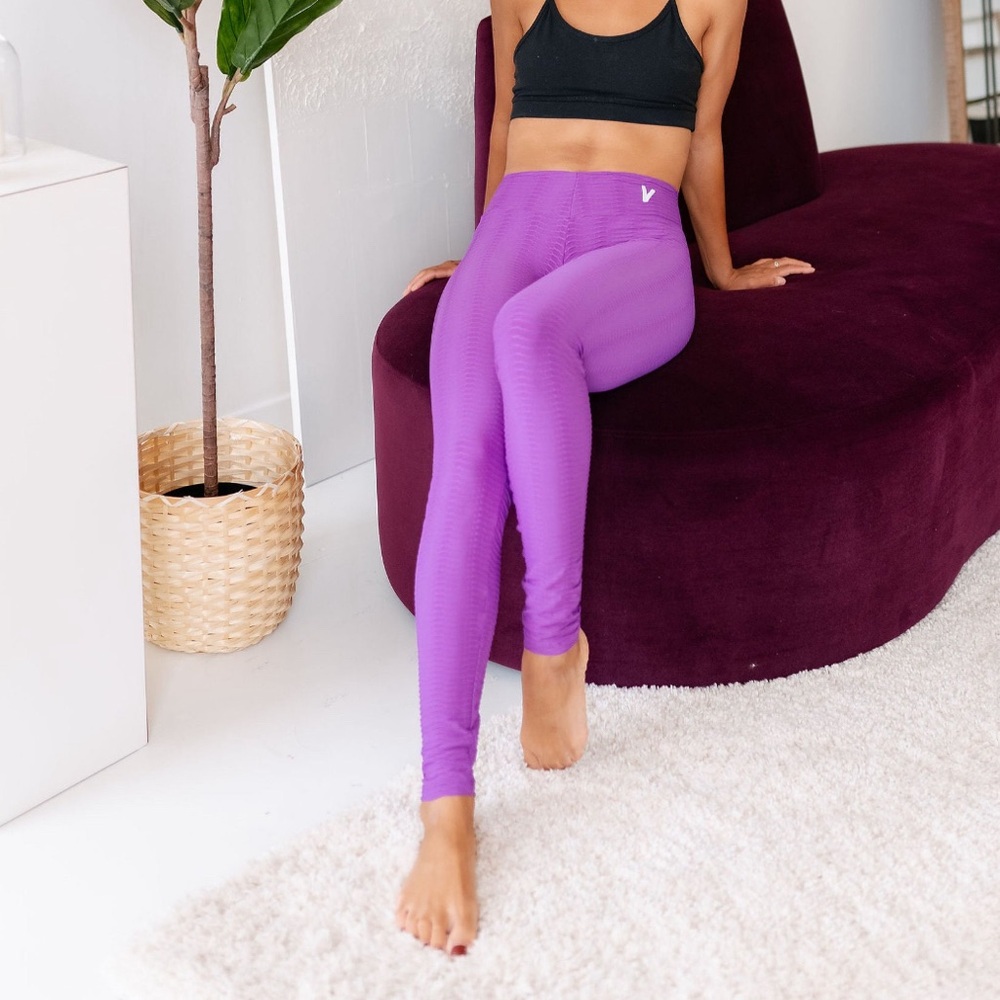Purple Scale leggings
